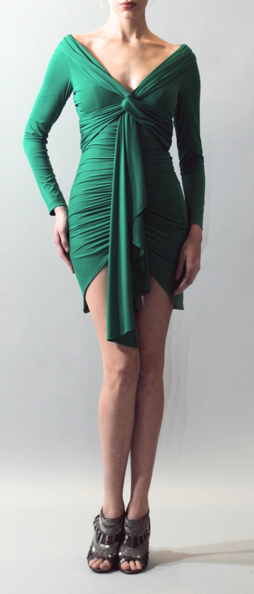 U0311038-Green PRE-ORDER Kindly send email for delivery enquiry