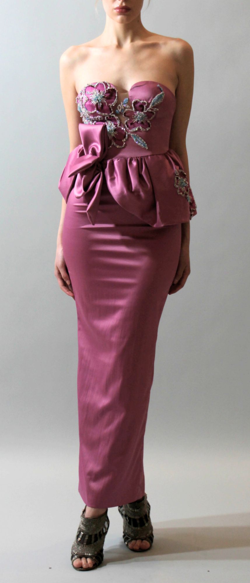 U031136DEBl-MAGENTA PRE-ORDER Kindly send email for delivery enquiry