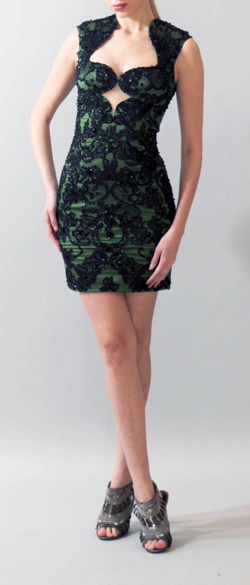 U03113DEB-BLACK/JADE PRE-ORDER Kindly send email for delivery enquiry